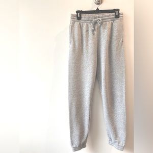 Aritzia Tna Sweatpants  sz M